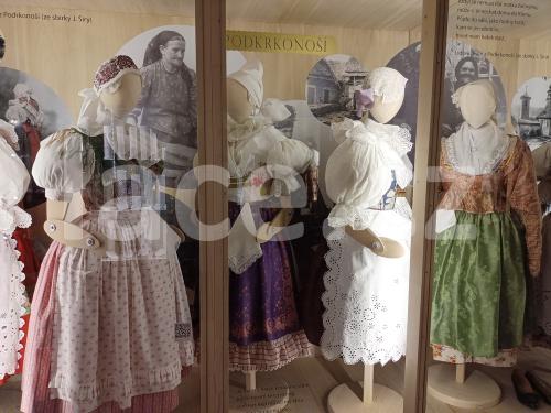 Ručně paličkovaná krajka, Dana Mihulková, lace.cz