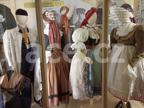 Ručně paličkovaná krajka, Dana Mihulková, lace.cz
