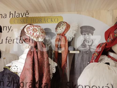 Ručně paličkovaná krajka, Dana Mihulková, lace.cz