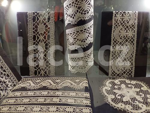 Ručně paličkovaná krajka, Dana Mihulková, lace.cz