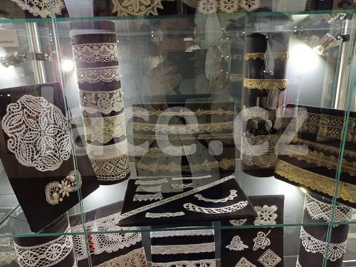 Ručně paličkovaná krajka, Dana Mihulková, lace.cz
