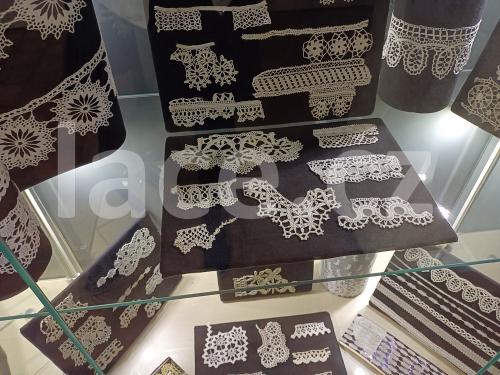 Ručně paličkovaná krajka, Dana Mihulková, lace.cz