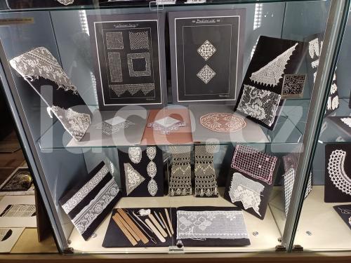 Ručně paličkovaná krajka, Dana Mihulková, lace.cz