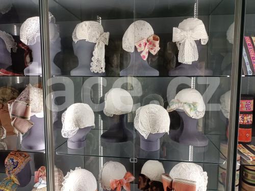 Ručně paličkovaná krajka, Dana Mihulková, lace.cz