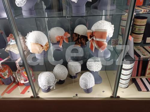Ručně paličkovaná krajka, Dana Mihulková, lace.cz