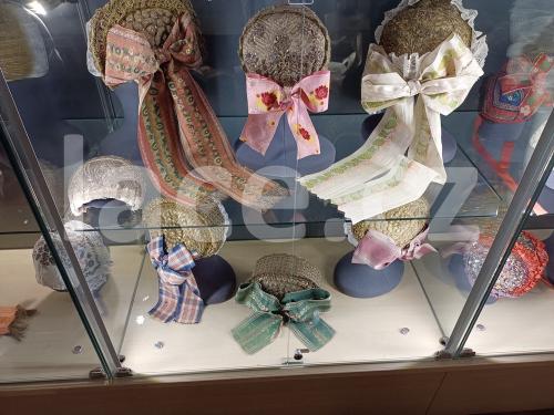 Ručně paličkovaná krajka, Dana Mihulková, lace.cz