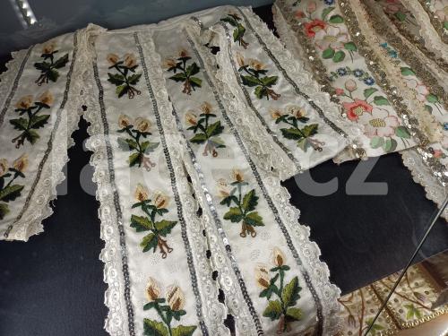 Ručně paličkovaná krajka, Dana Mihulková, lace.cz