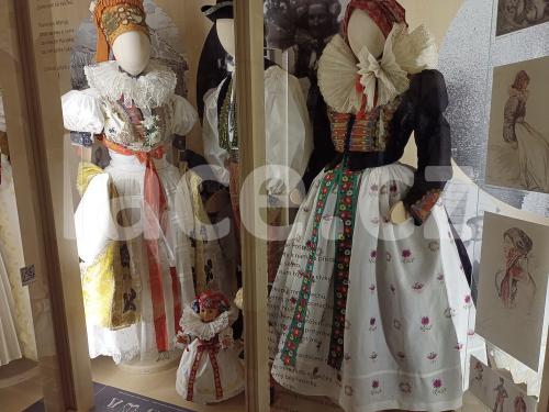 Ručně paličkovaná krajka, Dana Mihulková, lace.cz