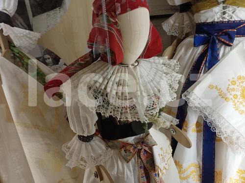 Ručně paličkovaná krajka, Dana Mihulková, lace.cz