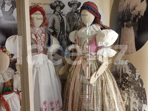 Ručně paličkovaná krajka, Dana Mihulková, lace.cz