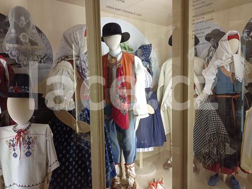 Ručně paličkovaná krajka, Dana Mihulková, lace.cz