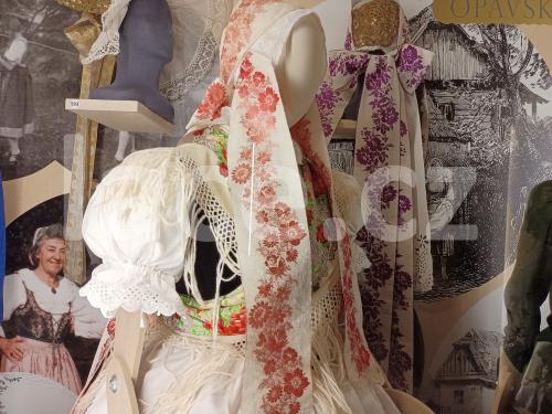 Ručně paličkovaná krajka, Dana Mihulková, lace.cz