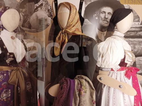 Ručně paličkovaná krajka, Dana Mihulková, lace.cz