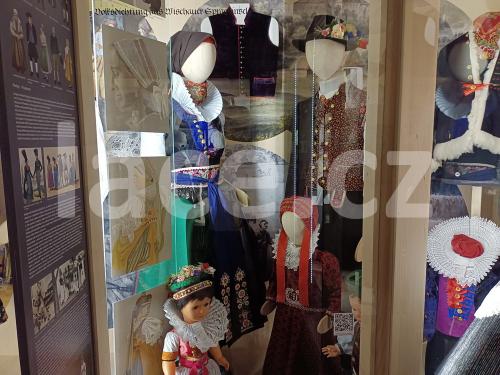 Ručně paličkovaná krajka, Dana Mihulková, lace.cz