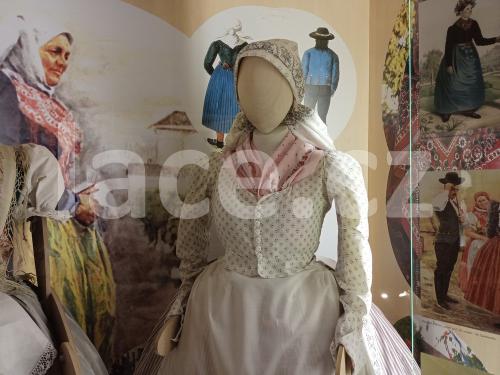 Ručně paličkovaná krajka, Dana Mihulková, lace.cz