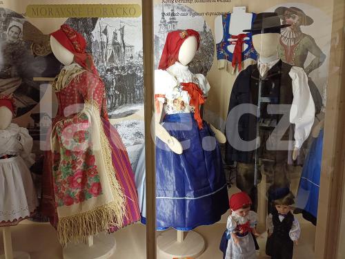 Ručně paličkovaná krajka, Dana Mihulková, lace.cz