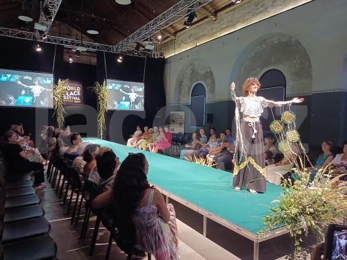 Ručně paličkovaná krajka, Dana Mihulková, lace.cz