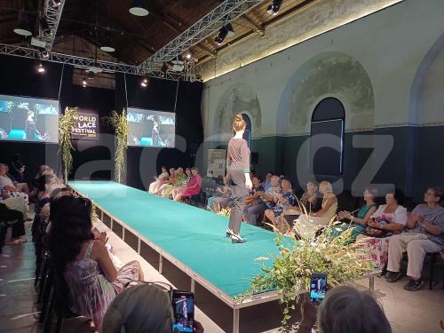 Ručně paličkovaná krajka, Dana Mihulková, lace.cz