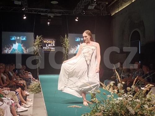 Ručně paličkovaná krajka, Dana Mihulková, lace.cz