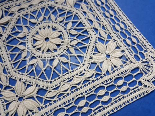 Ručně paličkovaná krajka, Dana Mihulková, lace.cz