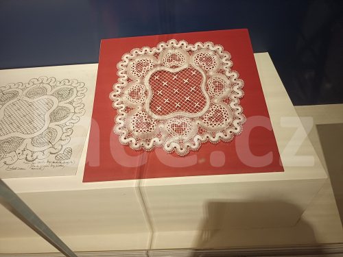 Ručně paličkovaná krajka, Dana Mihulková, lace.cz