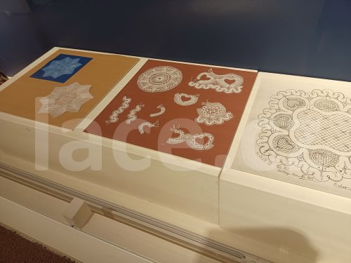Ručně paličkovaná krajka, Dana Mihulková, lace.cz