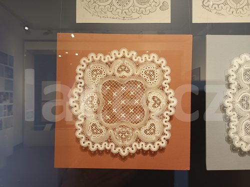 Ručně paličkovaná krajka, Dana Mihulková, lace.cz