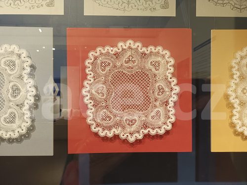 Ručně paličkovaná krajka, Dana Mihulková, lace.cz