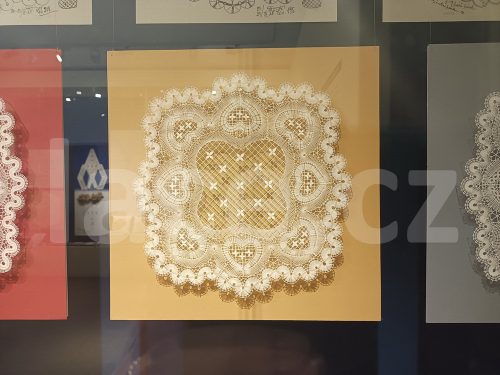 Ručně paličkovaná krajka, Dana Mihulková, lace.cz