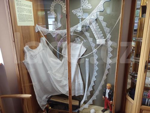 Ručně paličkovaná krajka, Dana Mihulková, lace.cz