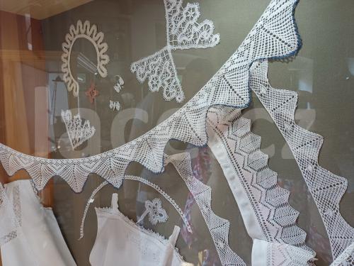 Ručně paličkovaná krajka, Dana Mihulková, lace.cz