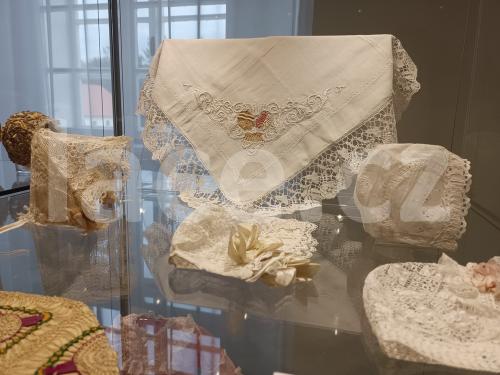 Ručně paličkovaná krajka, Dana Mihulková, lace.cz