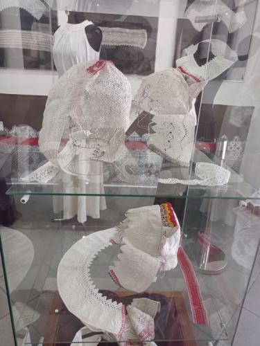 Ručně paličkovaná krajka, Dana Mihulková, lace.cz