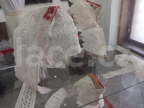 Ručně paličkovaná krajka, Dana Mihulková, lace.cz