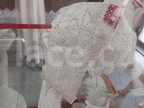 Ručně paličkovaná krajka, Dana Mihulková, lace.cz