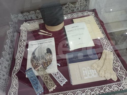 Ručně paličkovaná krajka, Dana Mihulková, lace.cz