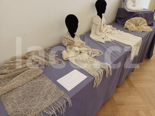 Ručně paličkovaná krajka, Dana Mihulková, lace.cz
