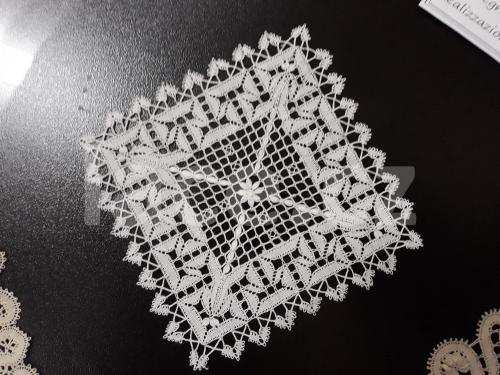 Ručně paličkovaná krajka, Dana Mihulková, lace.cz