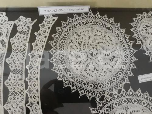 Ručně paličkovaná krajka, Dana Mihulková, lace.cz
