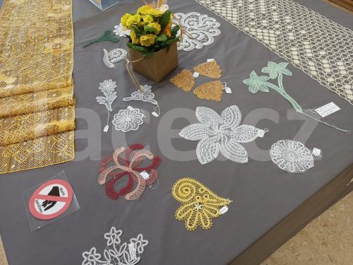 Ručně paličkovaná krajka, Dana Mihulková, lace.cz